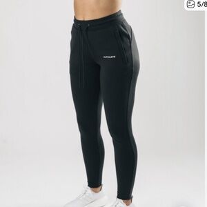 Alphalete Essential Jogger Black M